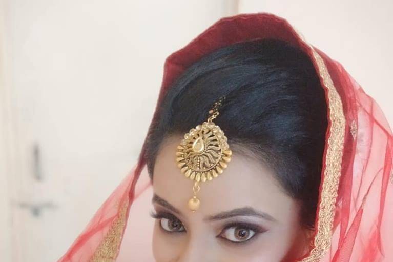 Bridal makeup