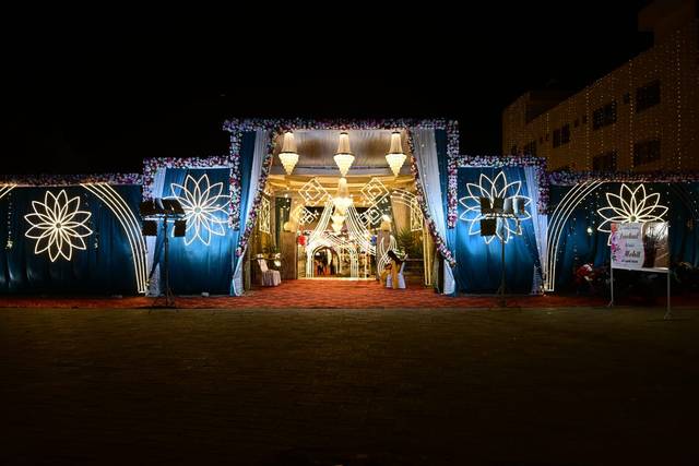 Entrance decor
