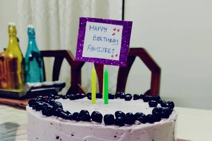 Polka dot birthday cake | Happy birthday Abhijit! Chocolate … | Flickr