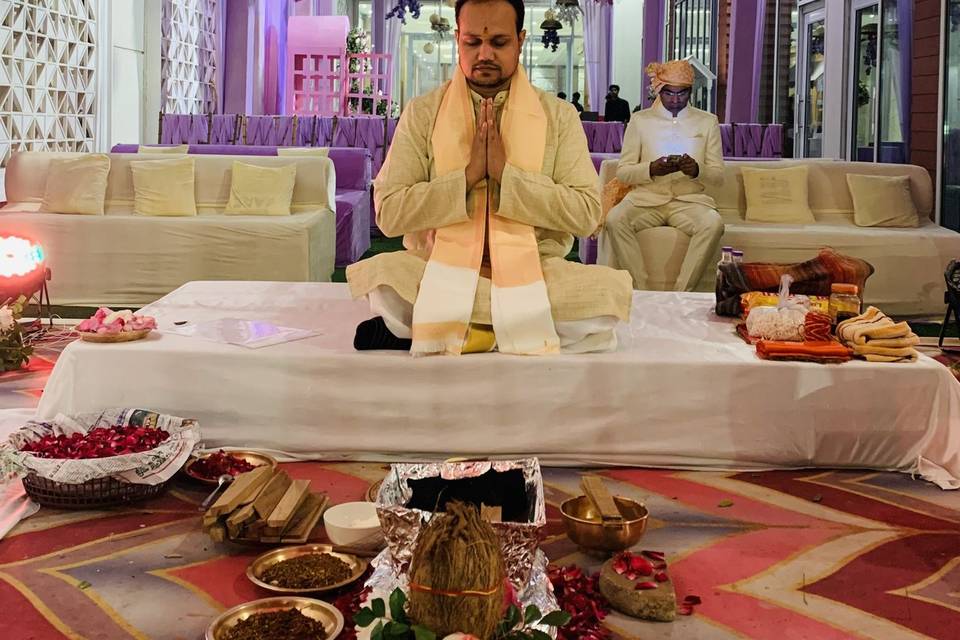 Pandit Vedbhushan Acharya ji