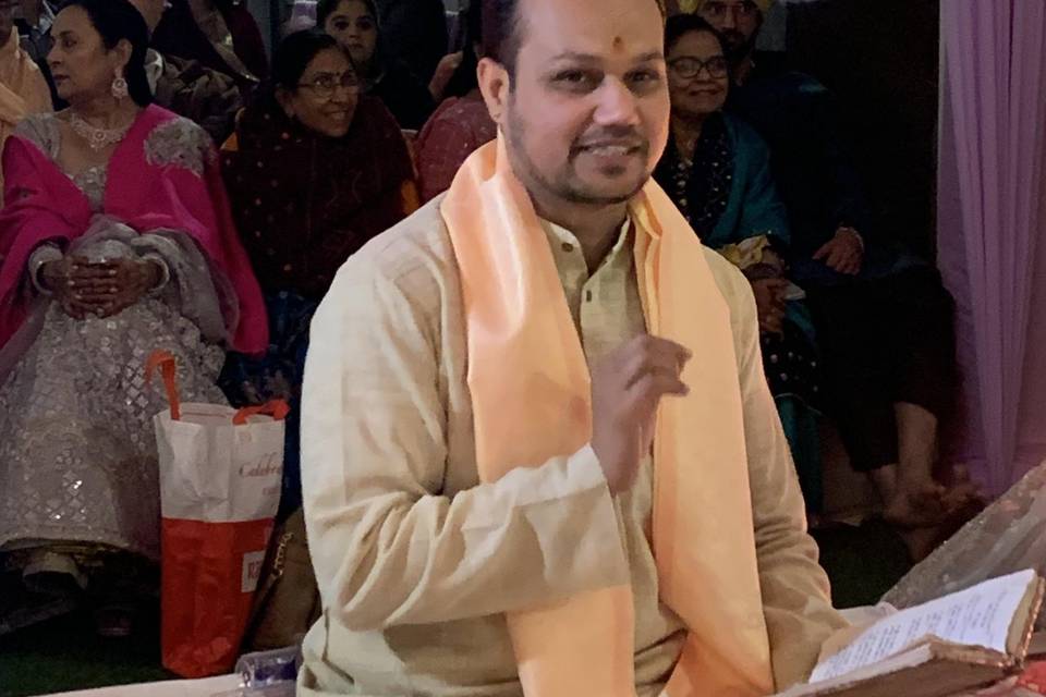 Pandit Vedbhushan Acharya ji