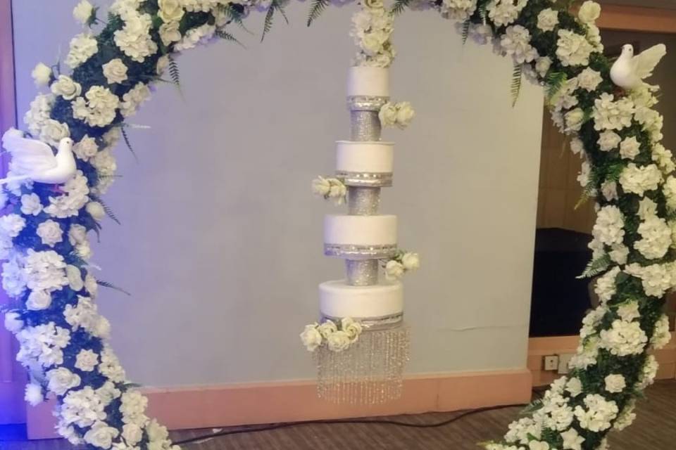 Ring ceremony cake