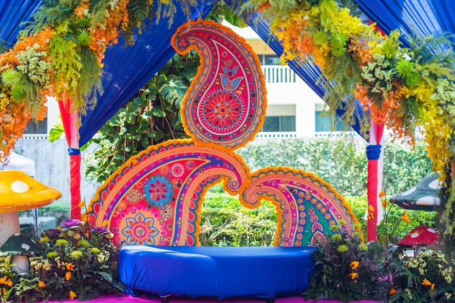 Tradition backdrop
