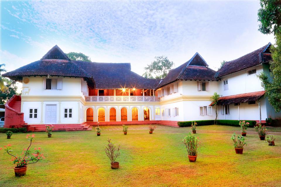 Tharakan Heritage Homestay