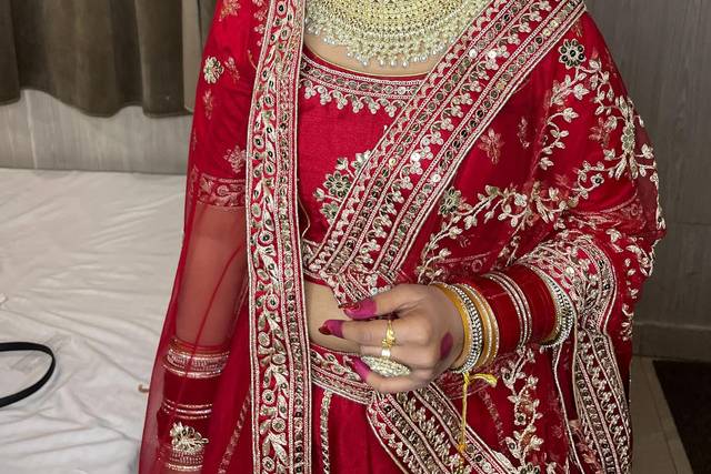 Anubhamua007_1702271873_3255214871834228557_2526792502