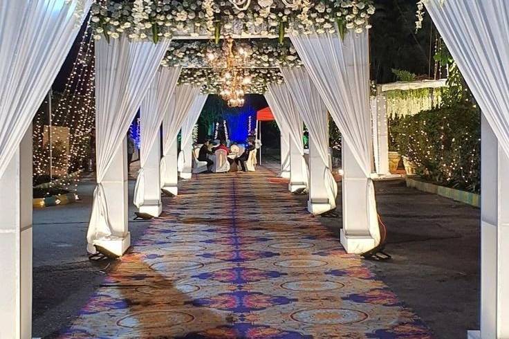 Entrance decor