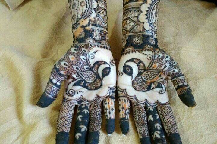 Designer Mehndi