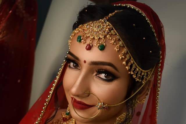 Bridal makeup