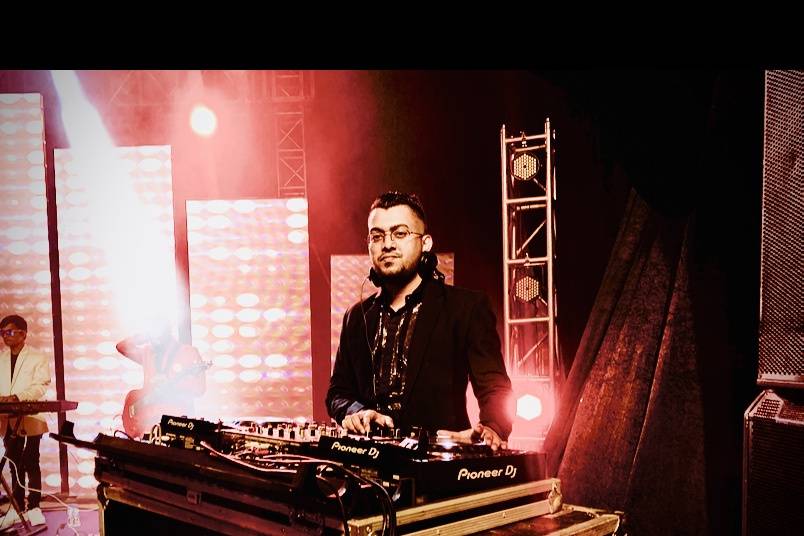 DJ Annik, Borivali West
