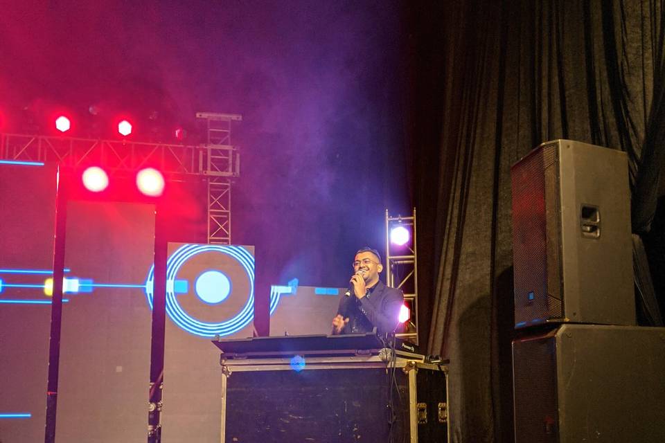 DJ Annik
