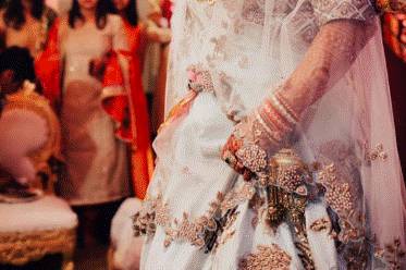 Mitali Tathed Bridal Wear