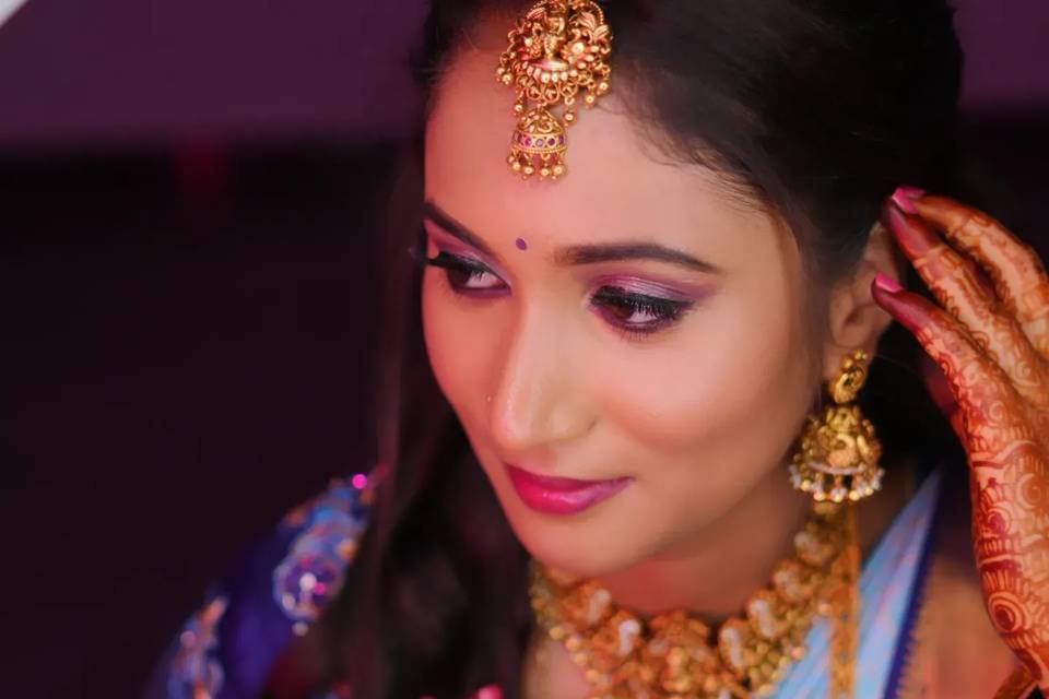 Makeup by Anu Deepugowda