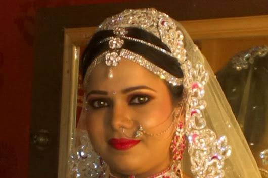 Traditional Makeup