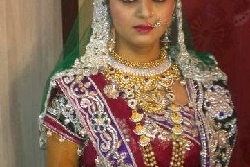 Traditional Makeup