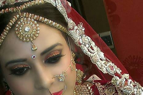 Traditional Makeup