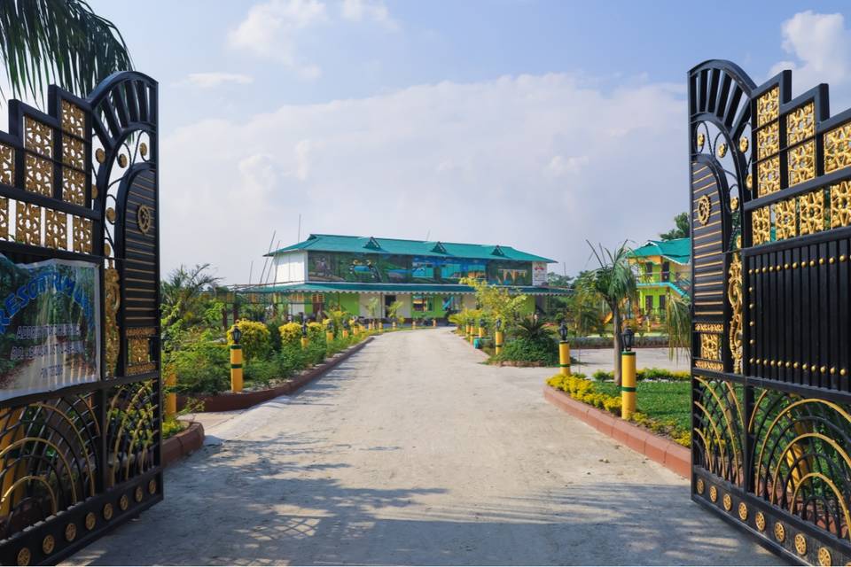 Resort Trimurti, Siliguri