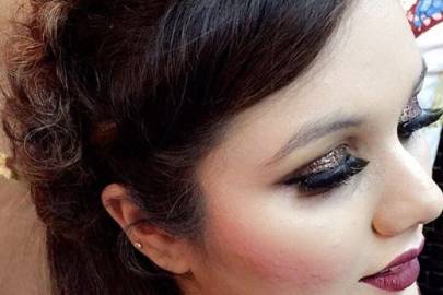 Mua Jasleen Kohli