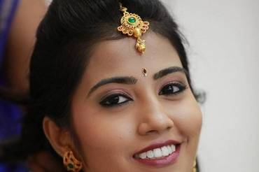 Bharathi Make-up Artist