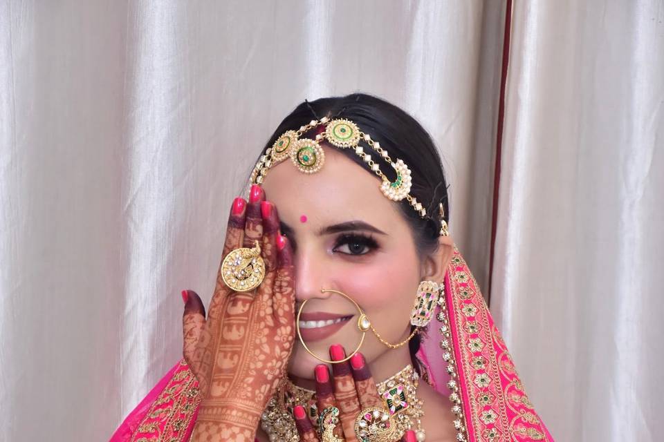 Makeup_by_khushi_kapoor