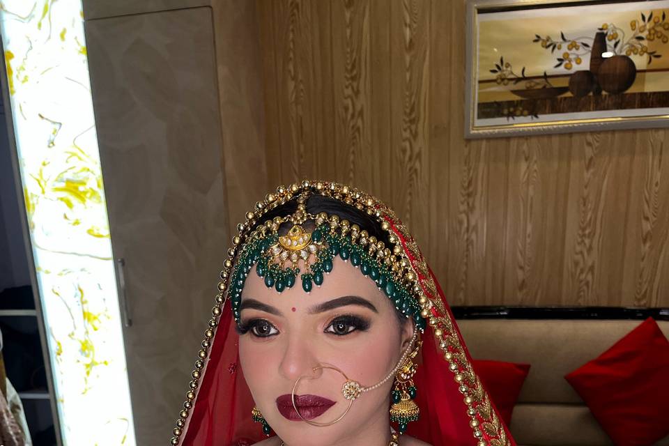 Makeup_by_khushi_kapoor