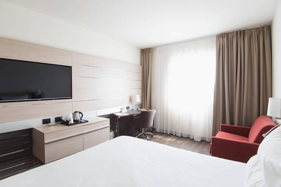 Accommodation