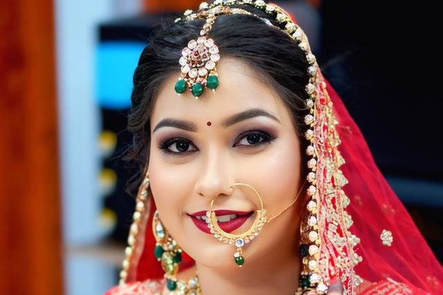 Bridal makeup