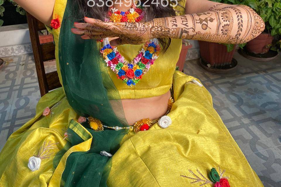 Boy propose to girl mehndi