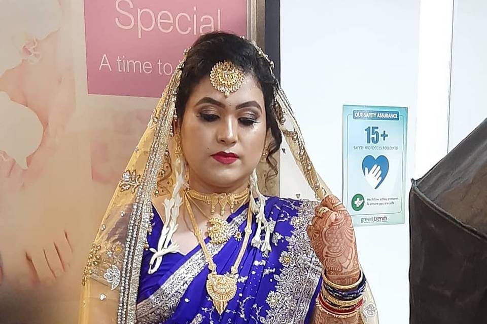 Bridal makeup