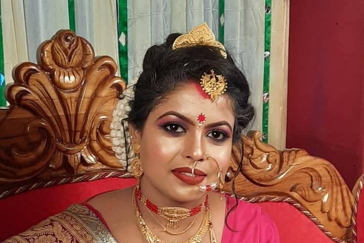 Makeup Artist Jaya, Cachar