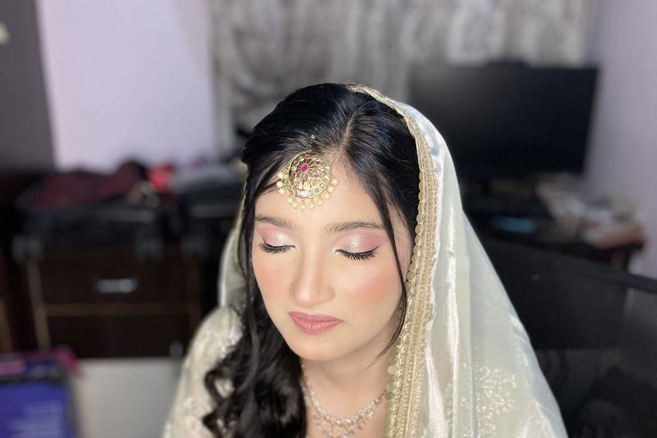 Bridal makeup