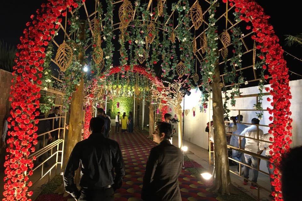 Entrance decor