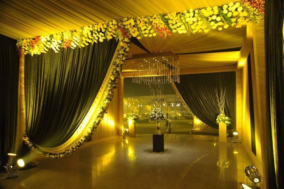 Entrance decor