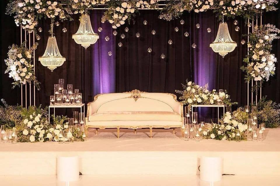 Cocktail Stage decor