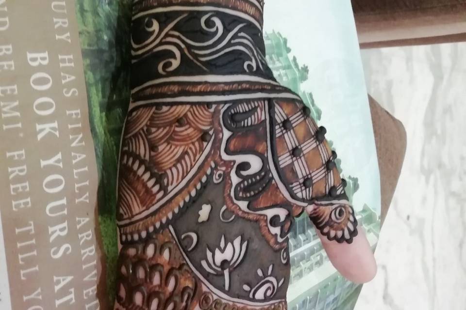 Siders Mehndi design