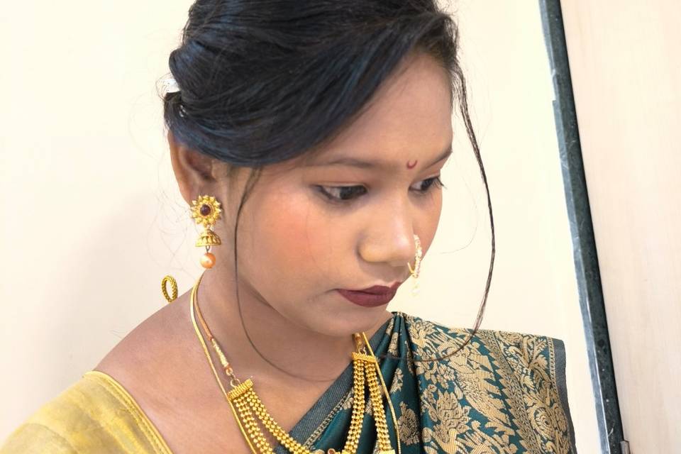 Party makeup