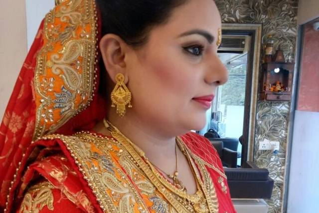 Bridal makeup