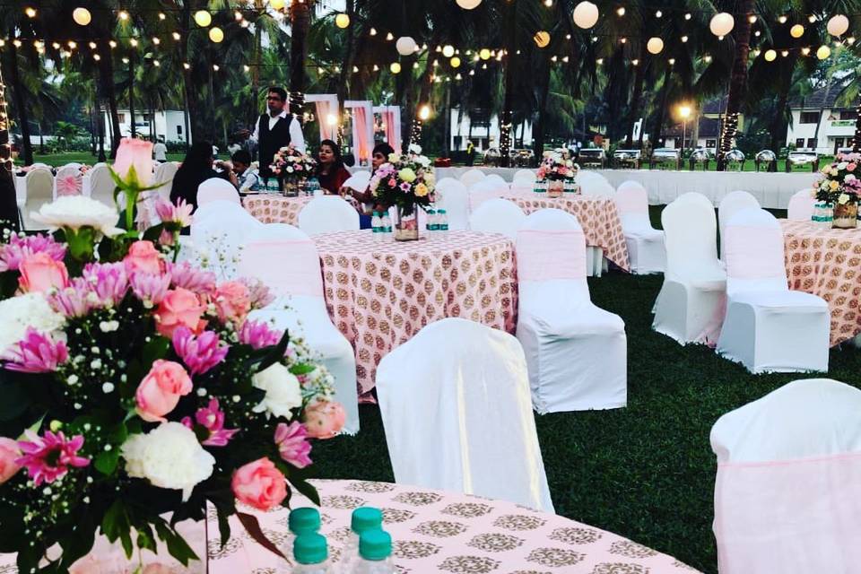 The pastel wedding reception