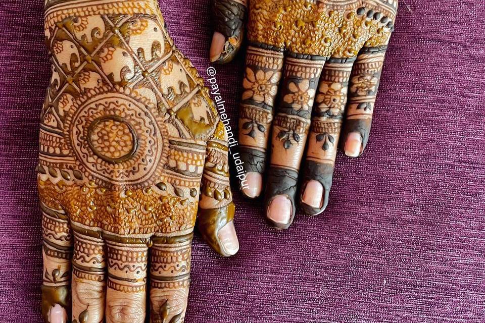 Nikeeta.mehandi_1683351144_3096496289773911689_13680505769