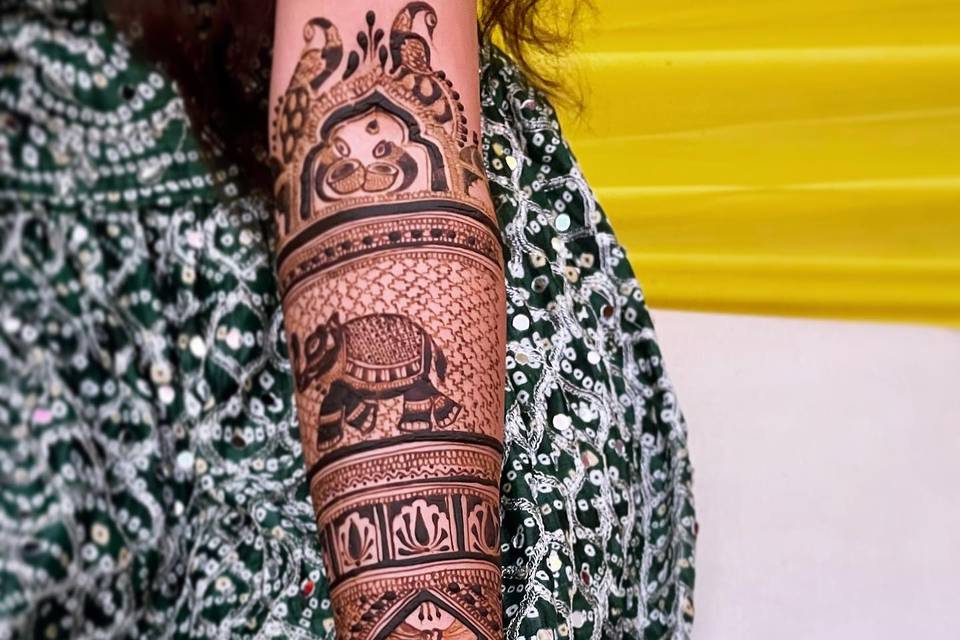 Nikeeta.mehandi_1687013594_3127219147721037592_13680505769