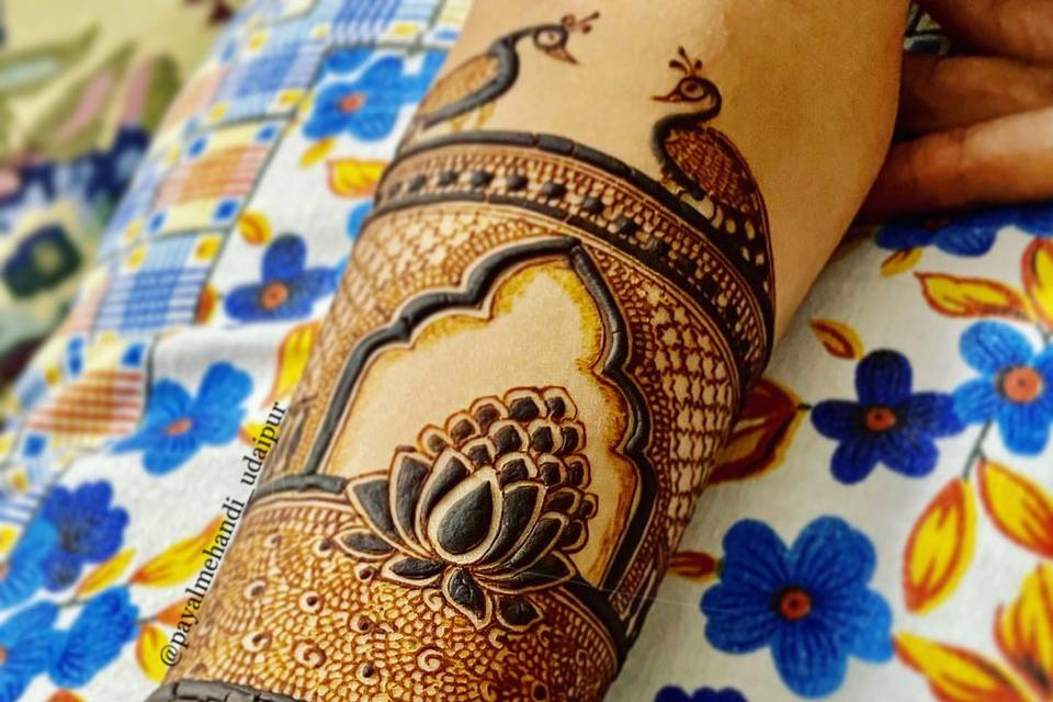 Nikeeta.mehandi_1693718292_3183462231873028591_13680505769