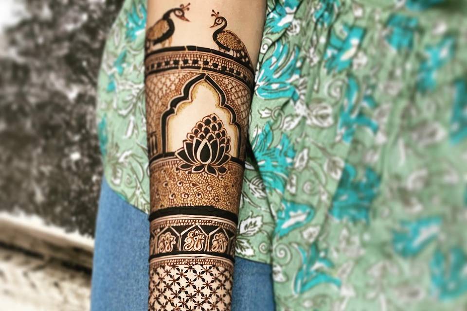 Nikeeta.mehandi_1693718292_3183462232082786372_13680505769