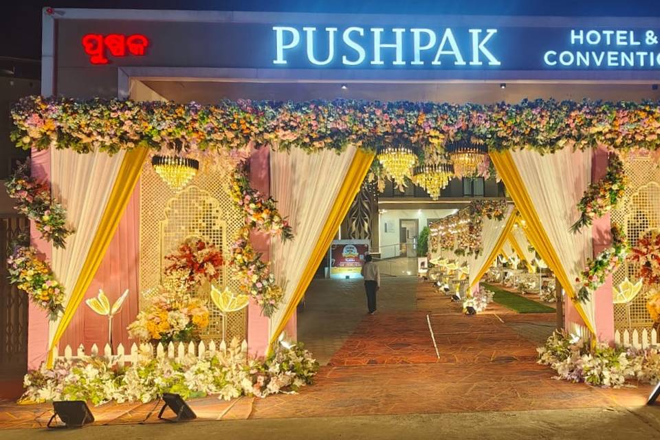 Entrance decor