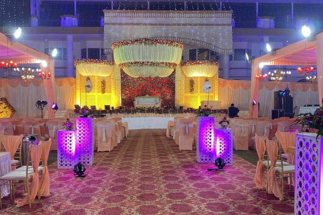 Entrance decor