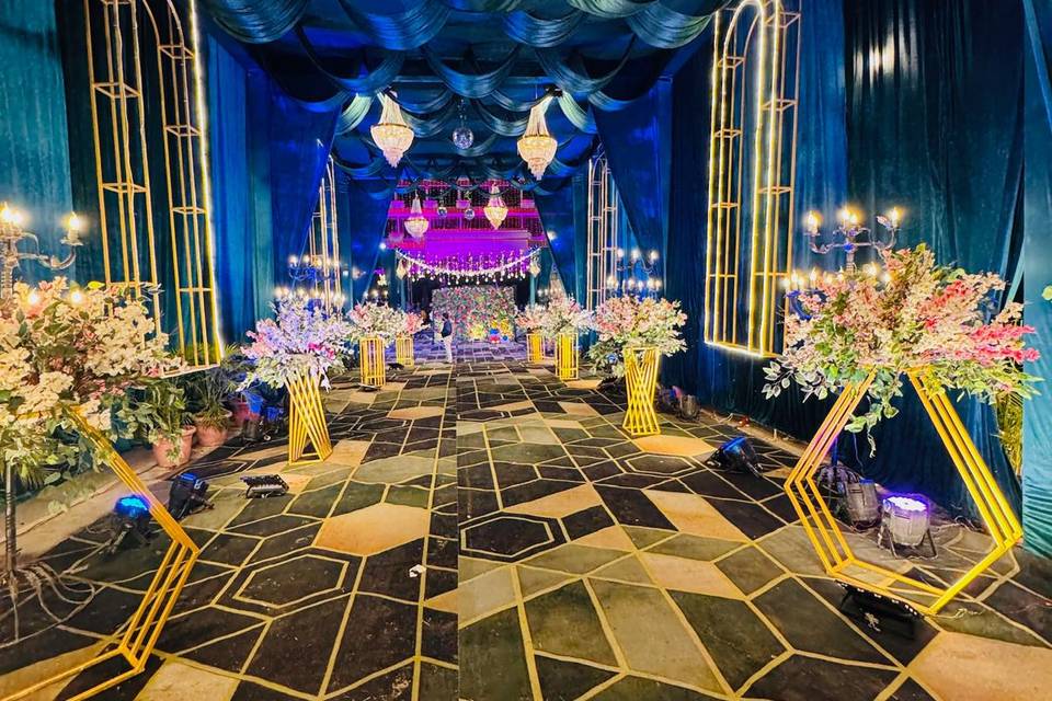 Entrance Decor