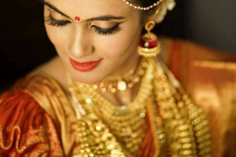 Bridal makeup