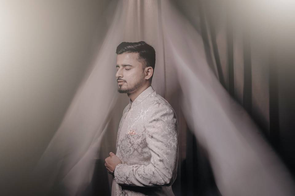 Groom