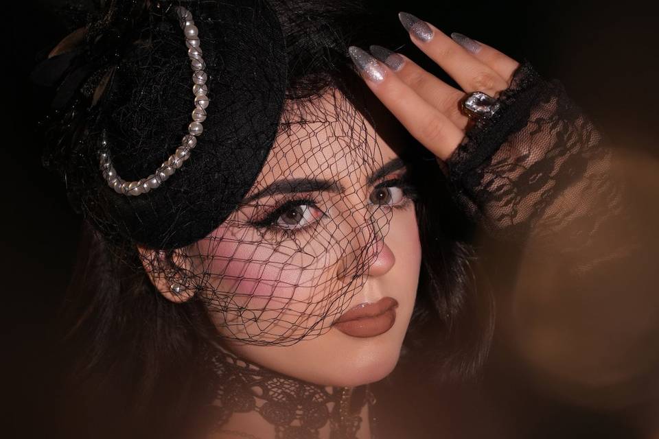 Cocktail makeup