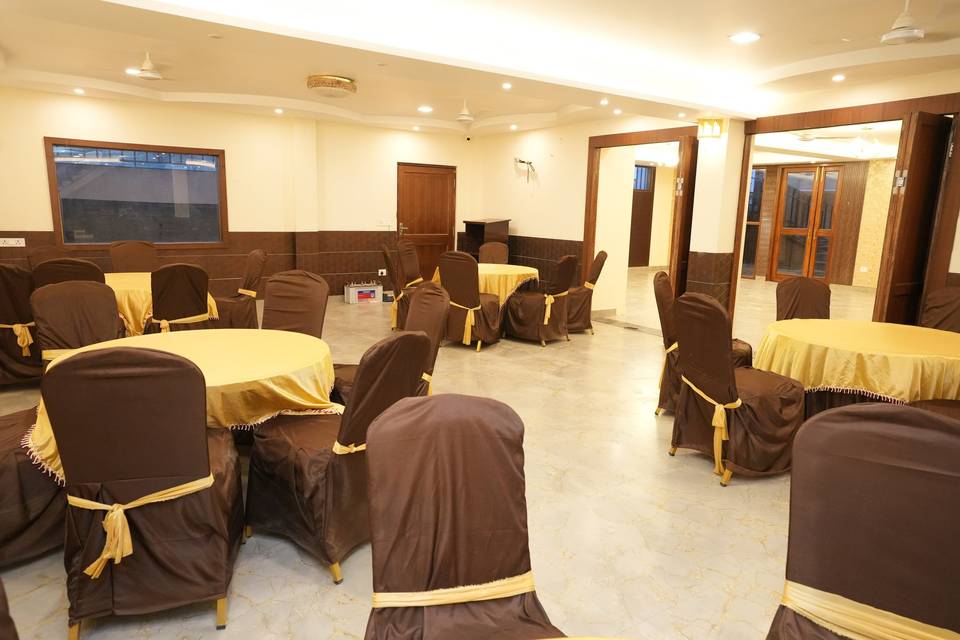 Banquet hall