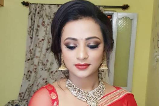 Makeovers by Likitha Devraj