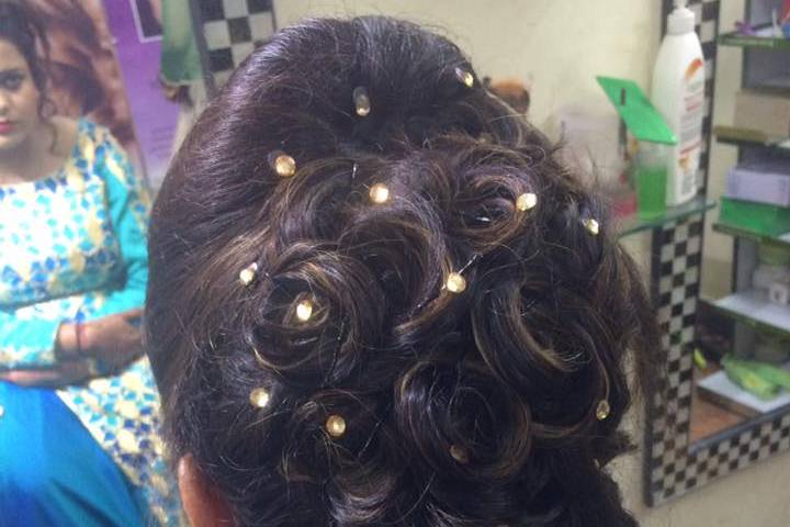 Payal Beauty Parlour